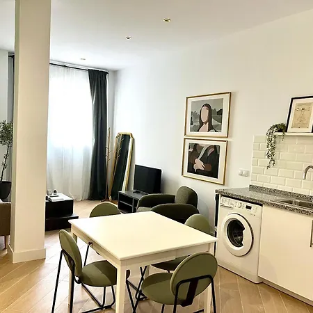 דירה Elite - Art Collection - Leonardo