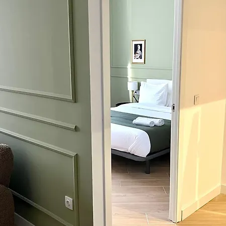 Apartamento Elite - Art Collection - Leonardo